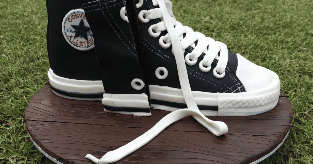 Converse Shoe Size Chart: How to Find Your Size? - Heels Everywhere